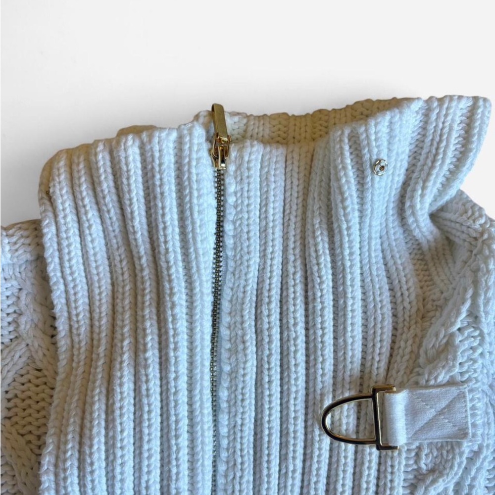 Ralph Lauren White Cable-Knit Cardigan with Gold Toggle Closures - Picture 7 of 7